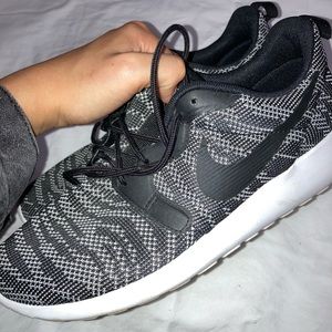 nike training shoes